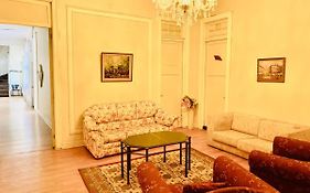 Hostal Plaza Londres 77